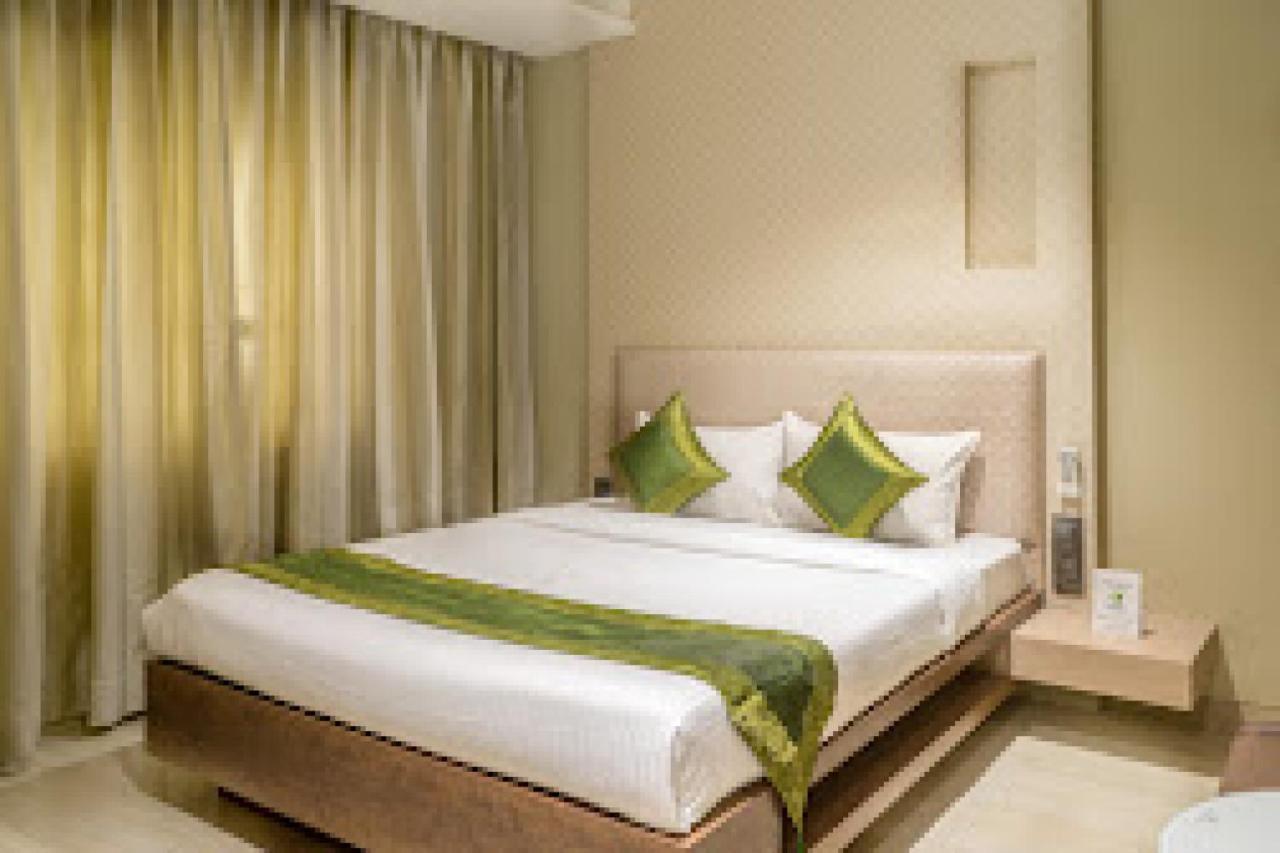 Hotel Pratiksha Residency Navi Mumbai Exterior photo